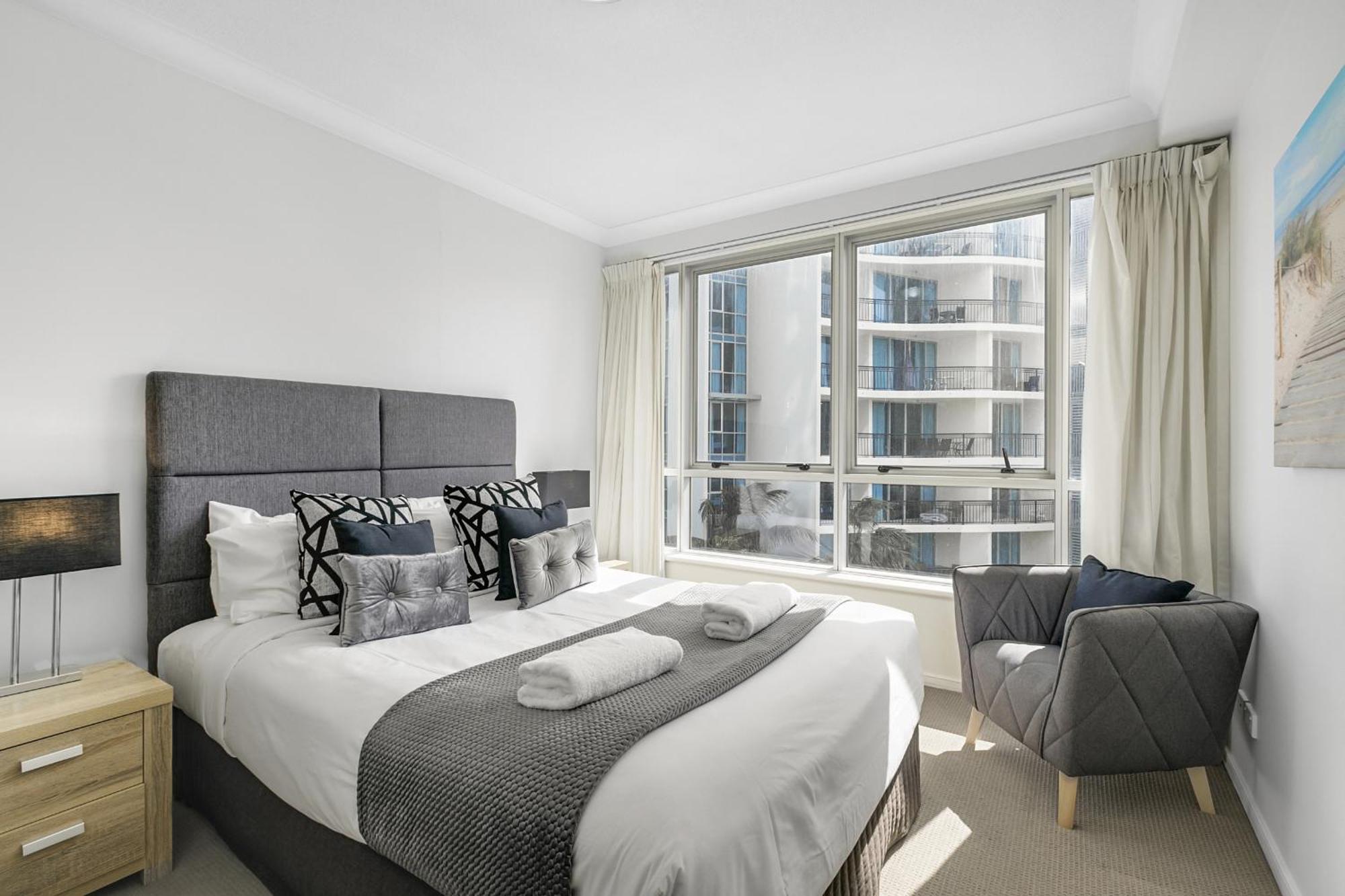 Chevron Renaissance - Hr Surfers Paradise *